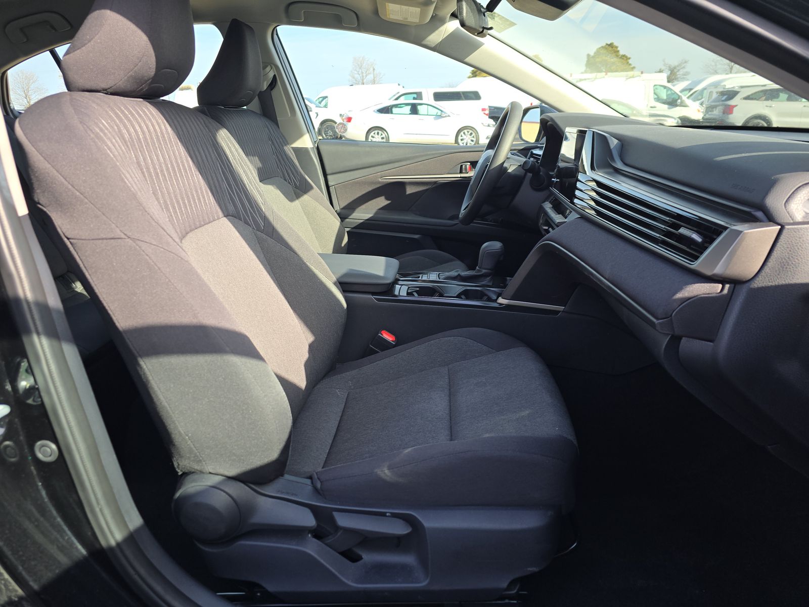 2025 Toyota Camry LE FWD