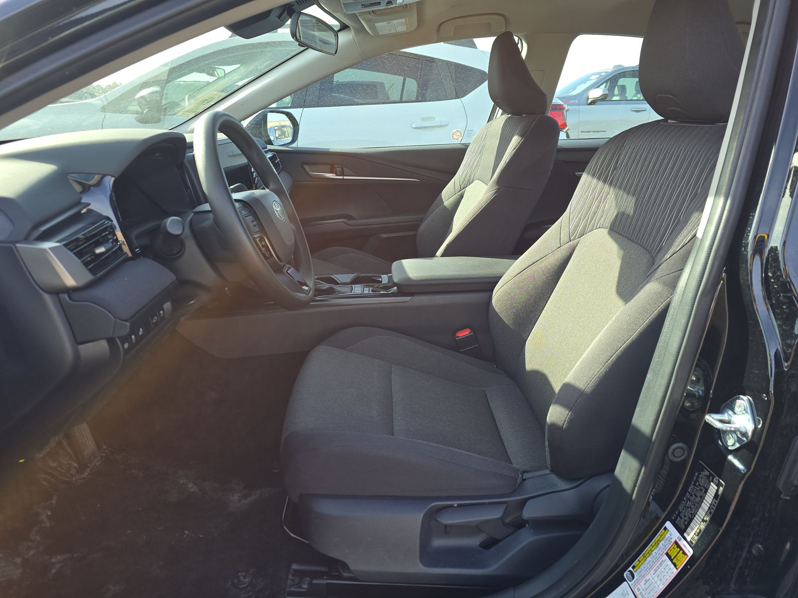 2025 Toyota Camry LE FWD