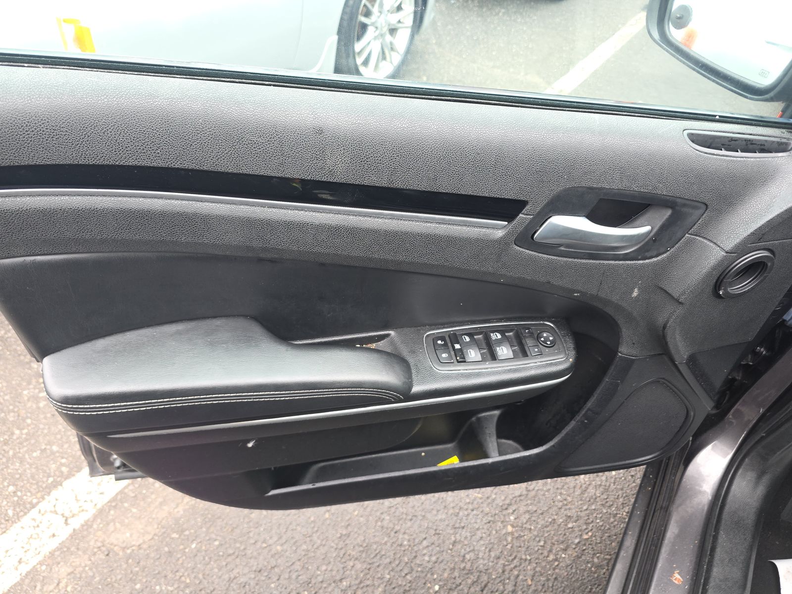 2023 Chrysler 300 300S RWD