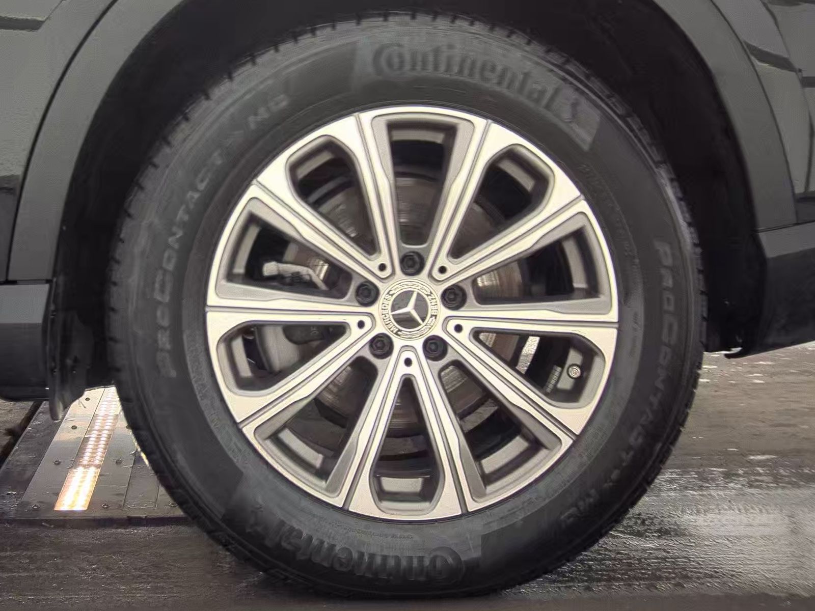 2024 Mercedes-Benz GLC GLC 300 AWD