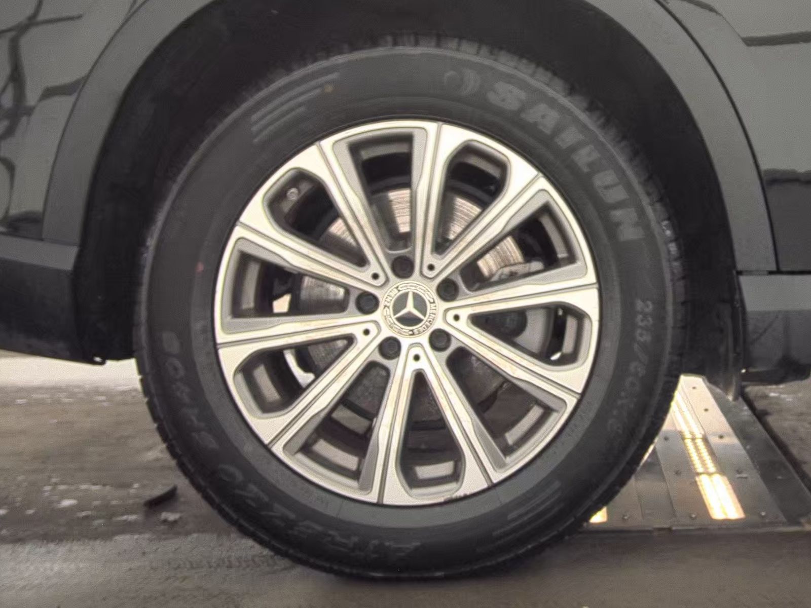 2024 Mercedes-Benz GLC GLC 300 AWD