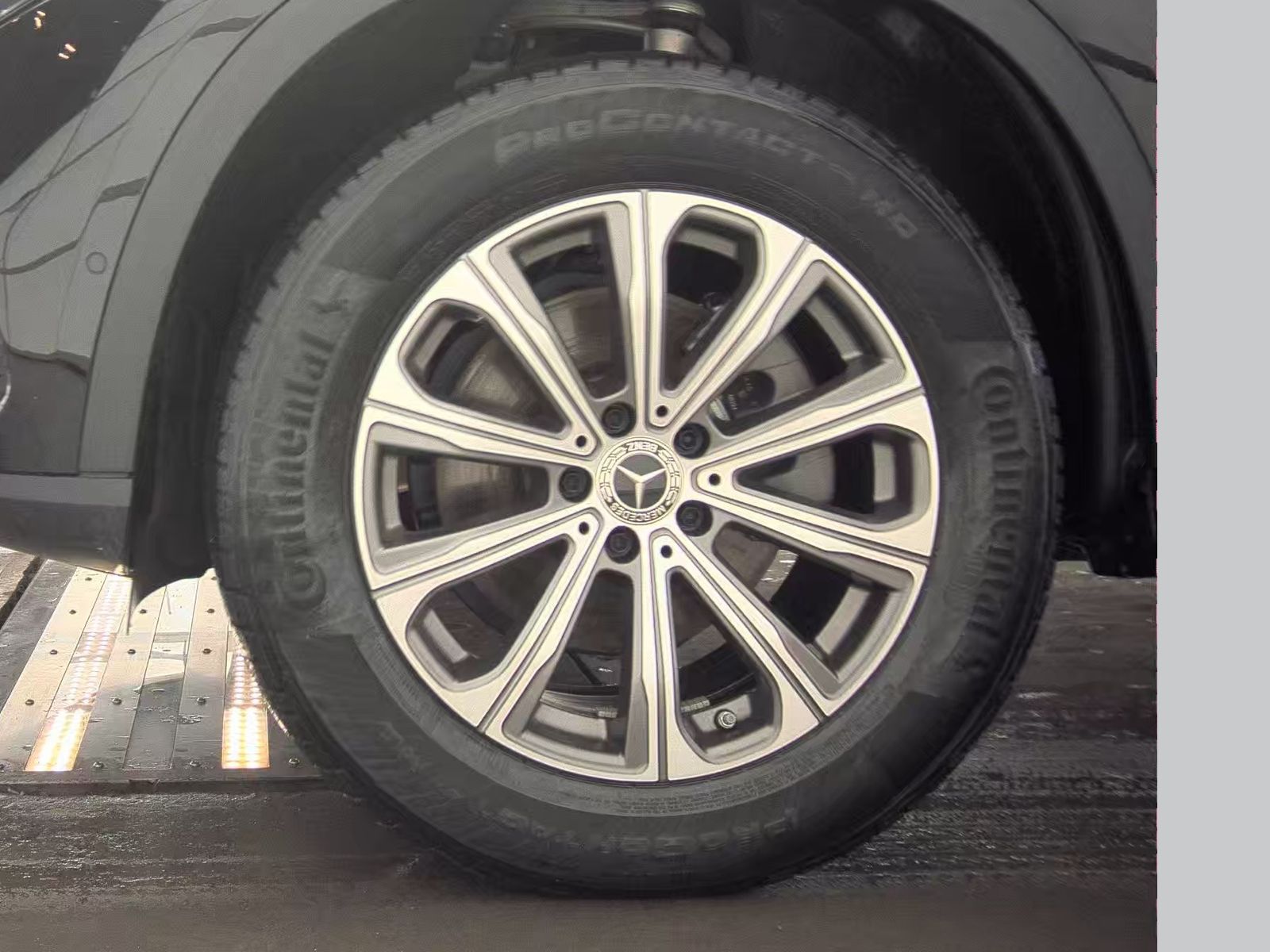 2024 Mercedes-Benz GLC GLC 300 AWD