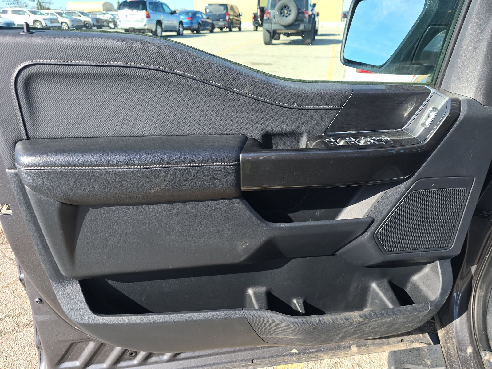 2023 Ford F-150 XLT RWD