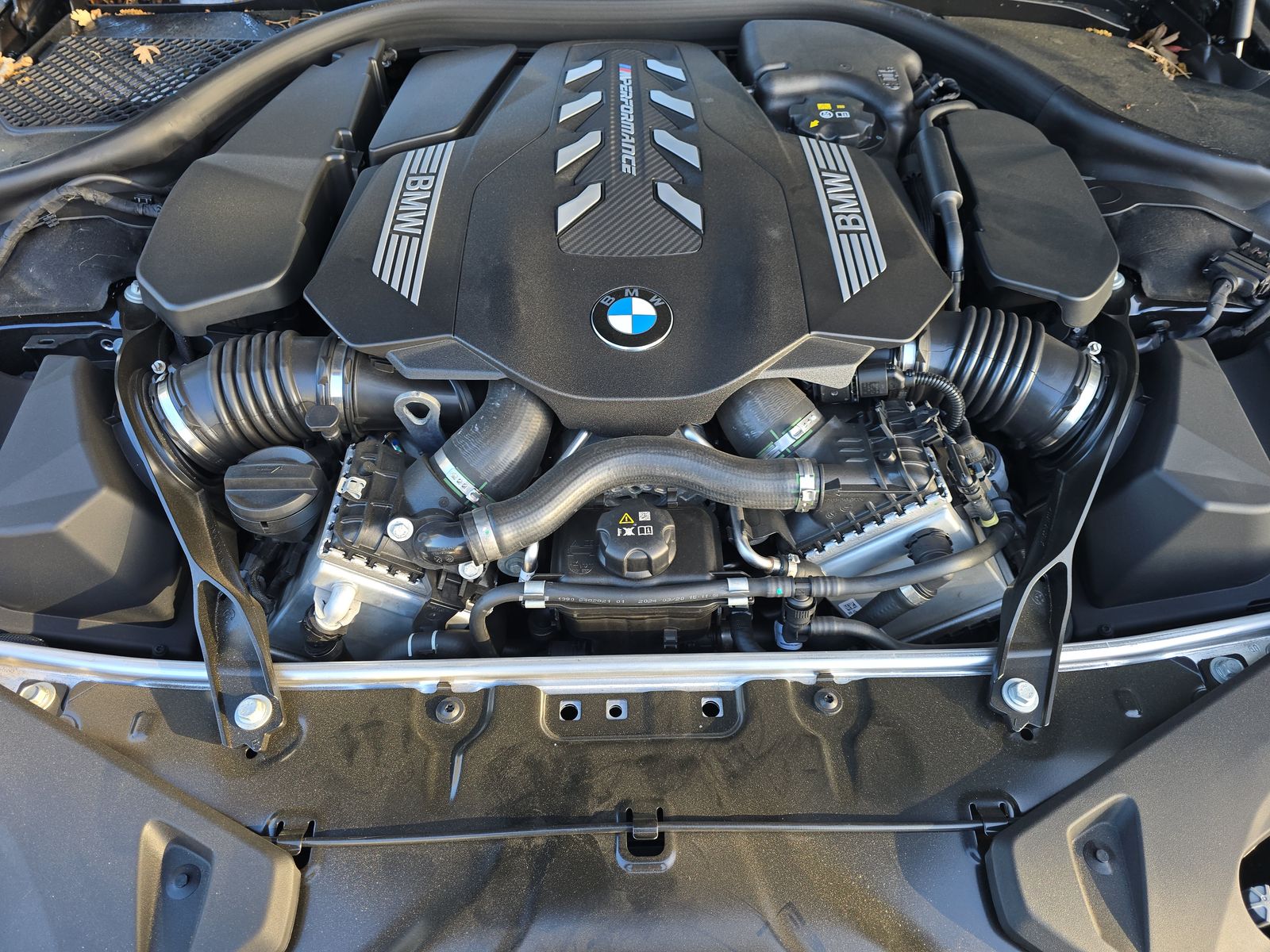 2025 BMW 8 Series M850i xDrive AWD