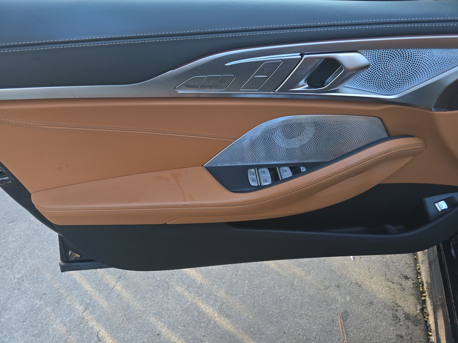 2025 BMW 8 Series M850i xDrive AWD