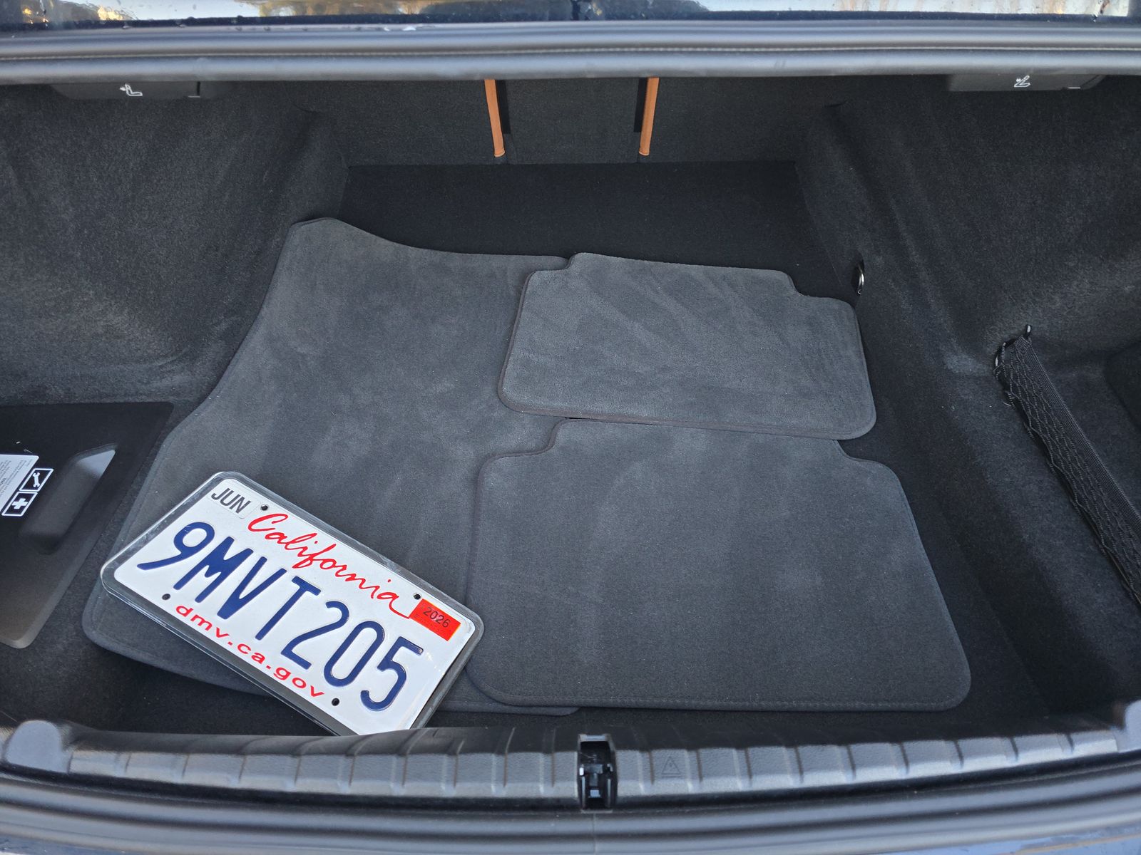 2025 BMW 8 Series M850i xDrive AWD