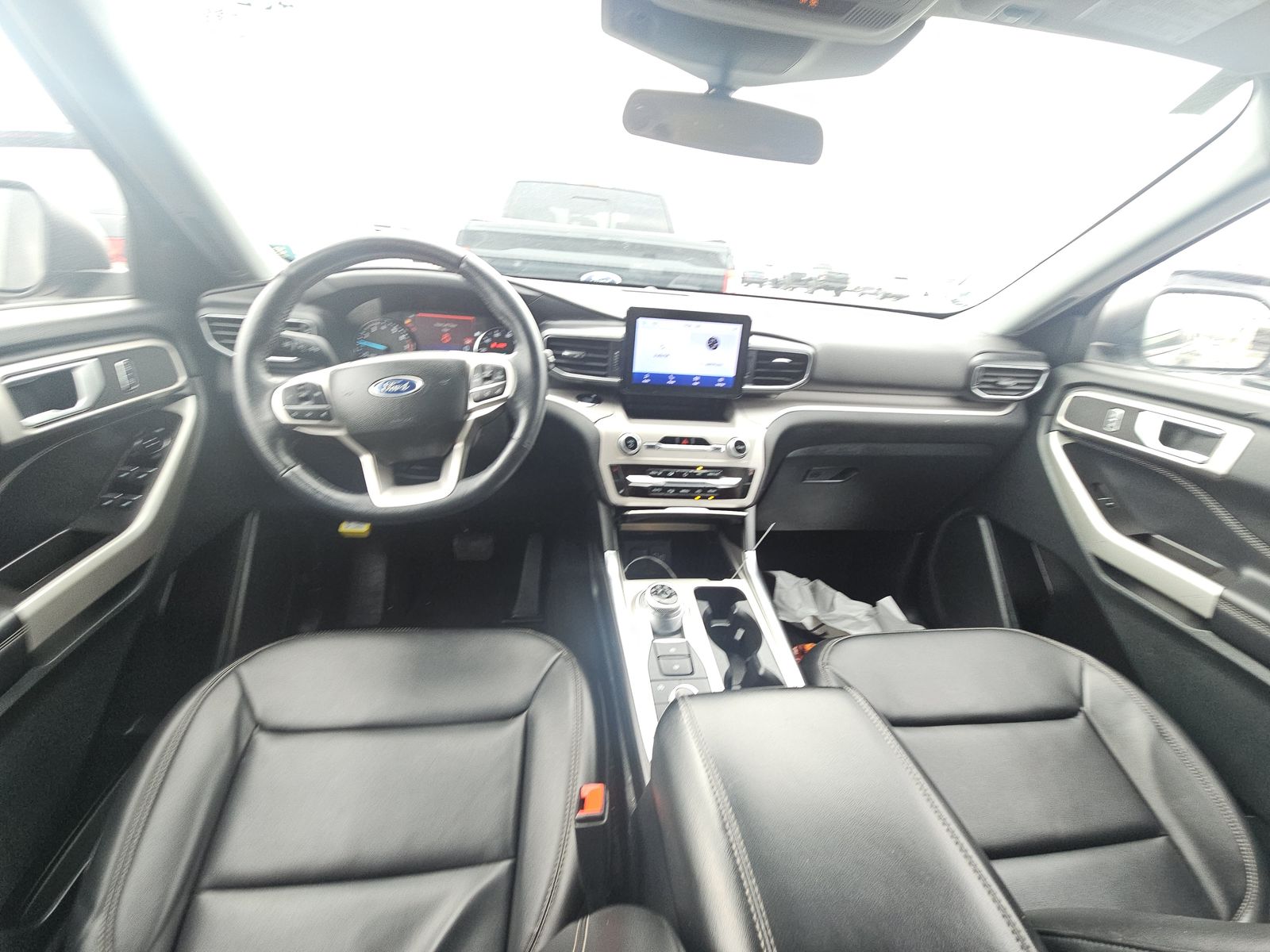 2023 Ford Explorer XLT AWD