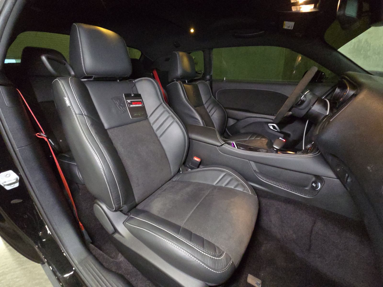 DODGE CHALLENGER - 9