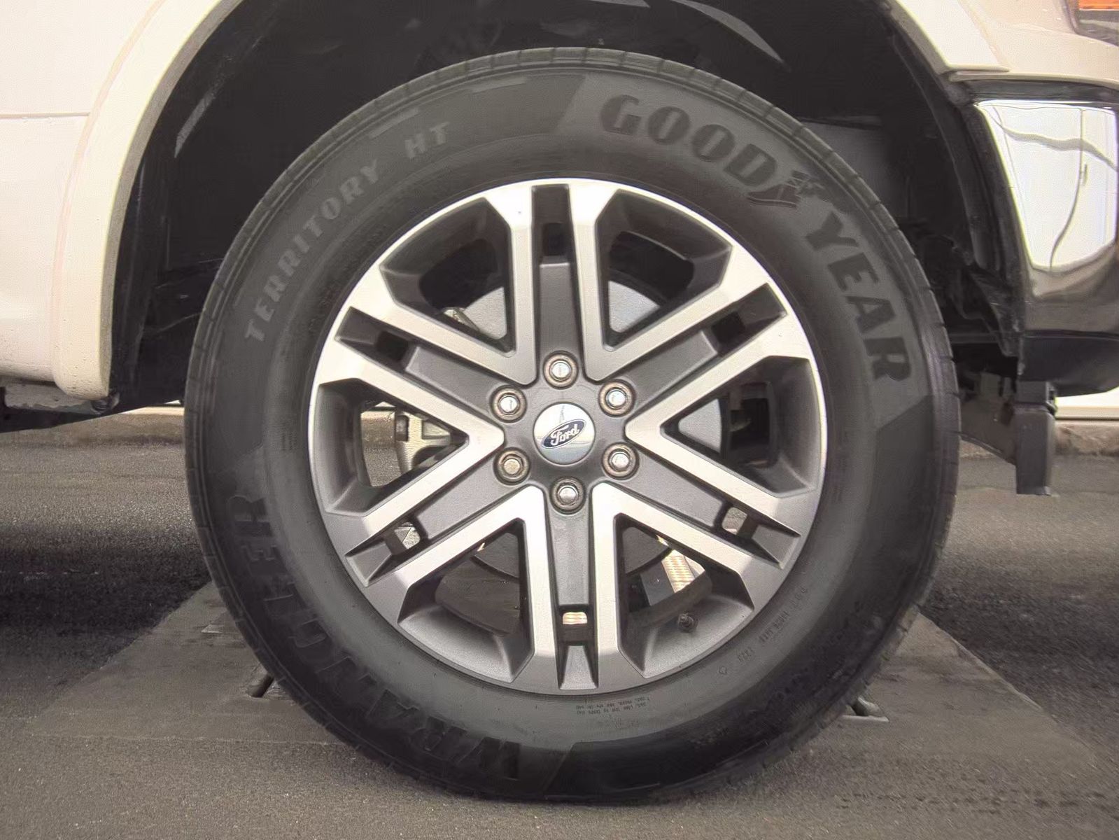 2019 Ford F-150 Lariat AWD