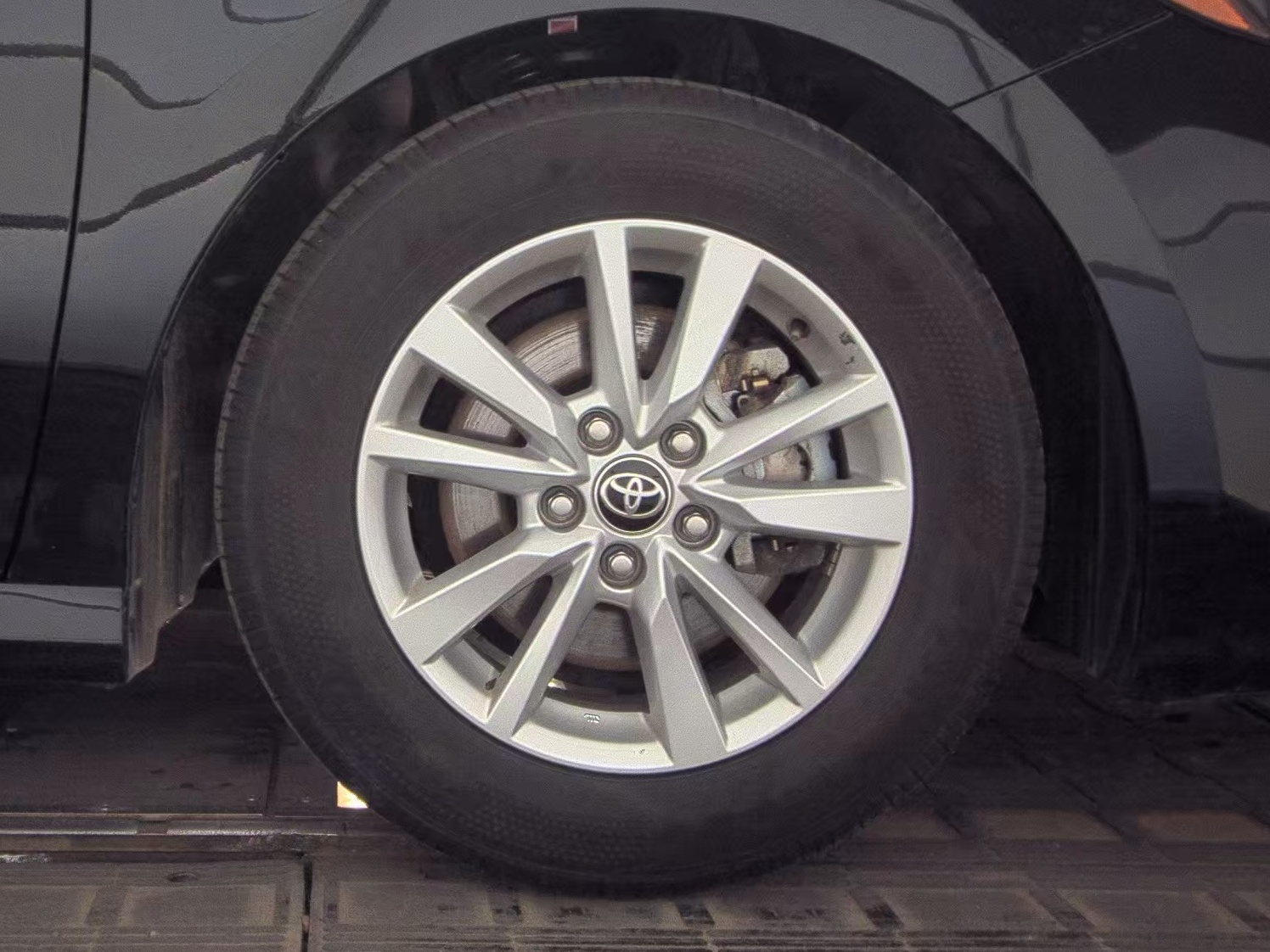 2025 Toyota Camry LE FWD