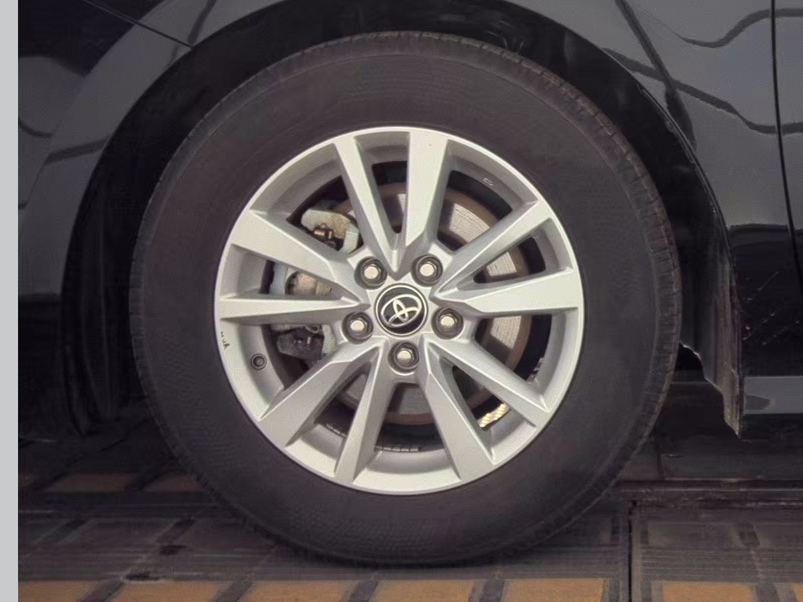 2025 Toyota Camry LE FWD