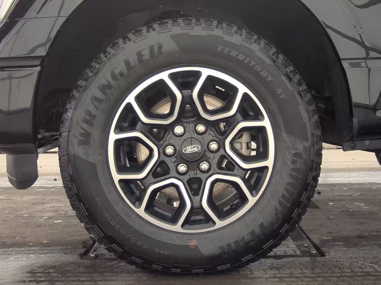 2023 Ford F-150 XLT AWD