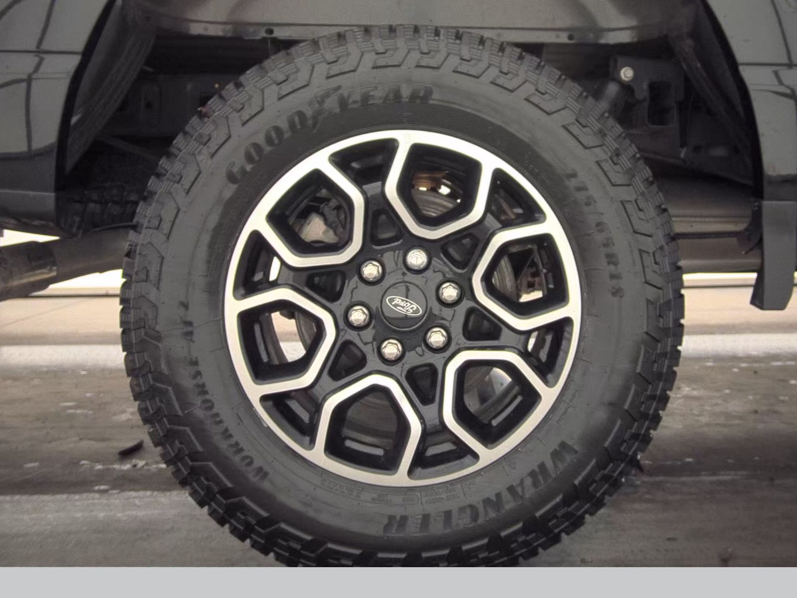 2023 Ford F-150 XLT AWD