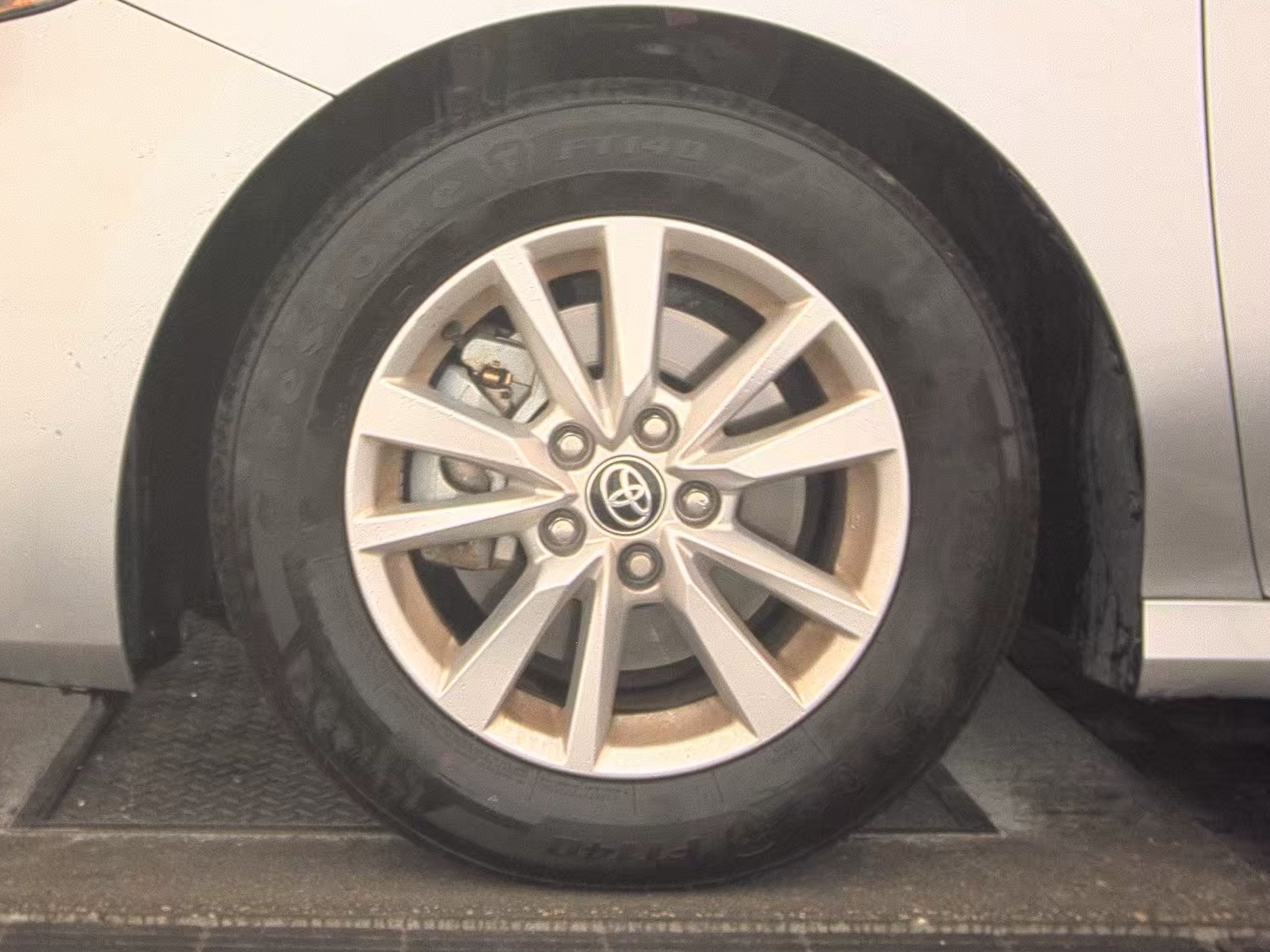 2025 Toyota Camry LE FWD