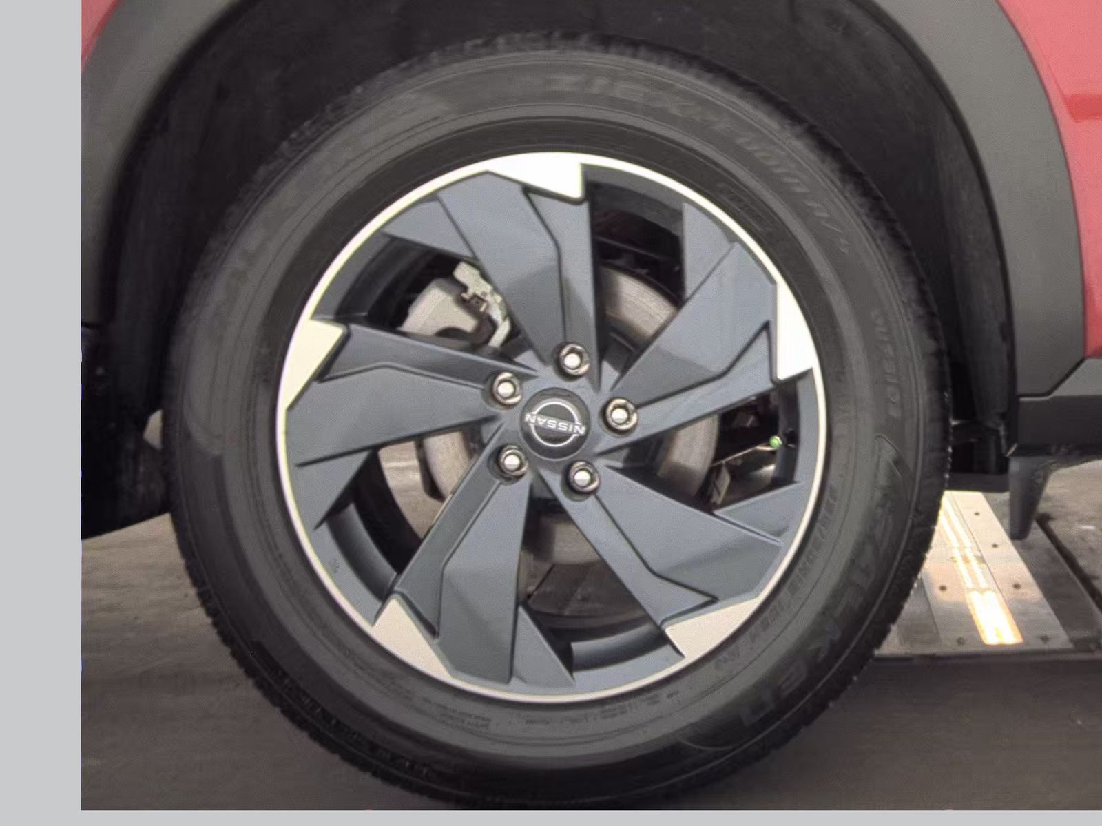 2025 Nissan Rogue SV FWD