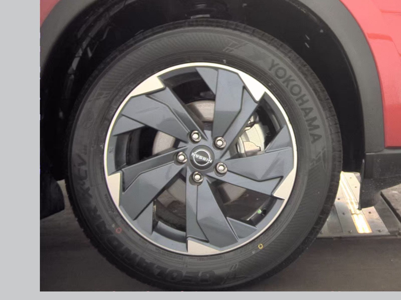 2025 Nissan Rogue SV FWD