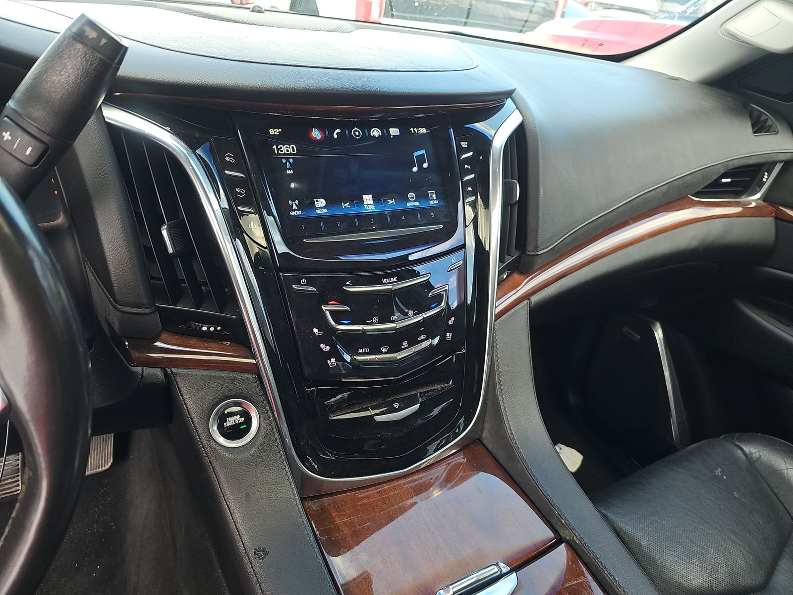 2016 Cadillac Escalade Luxury RWD
