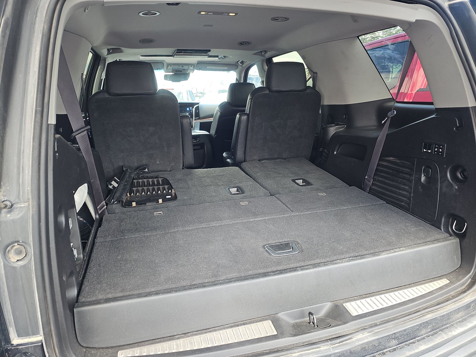 2016 Cadillac Escalade Luxury RWD