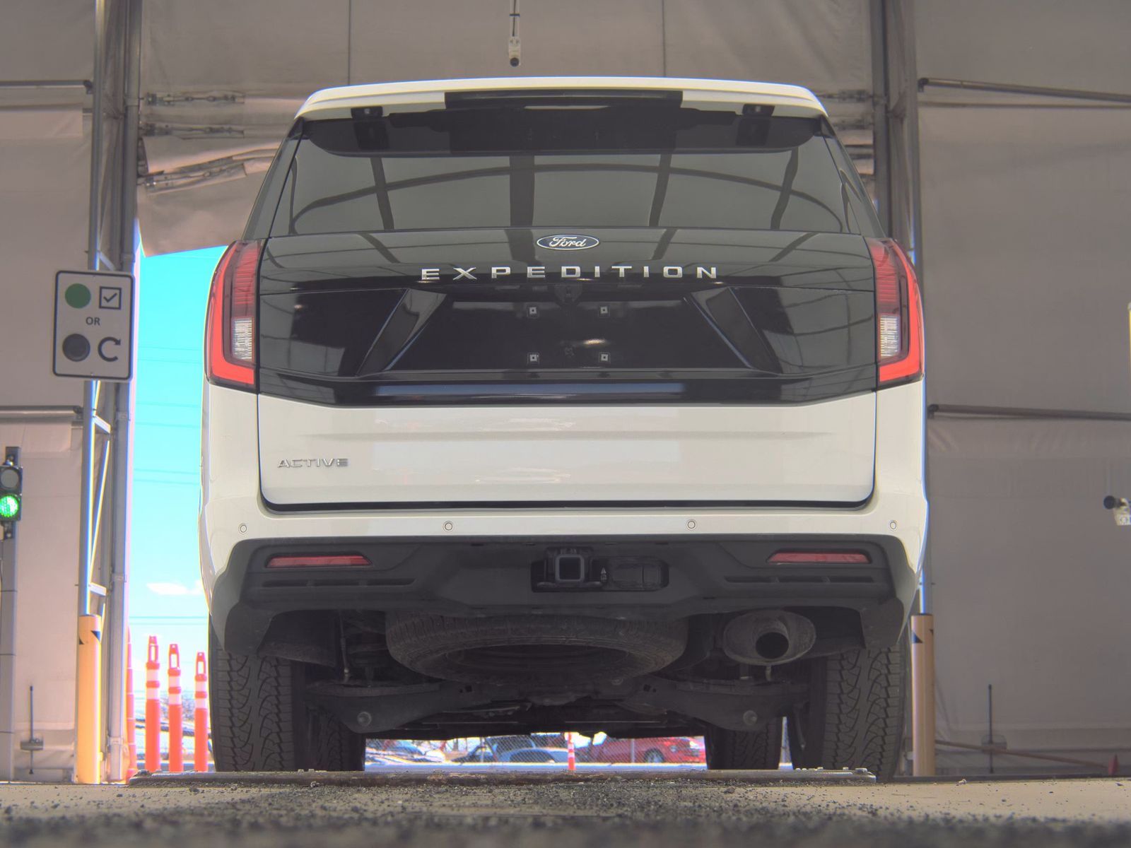 FORD EXPEDITION - 8