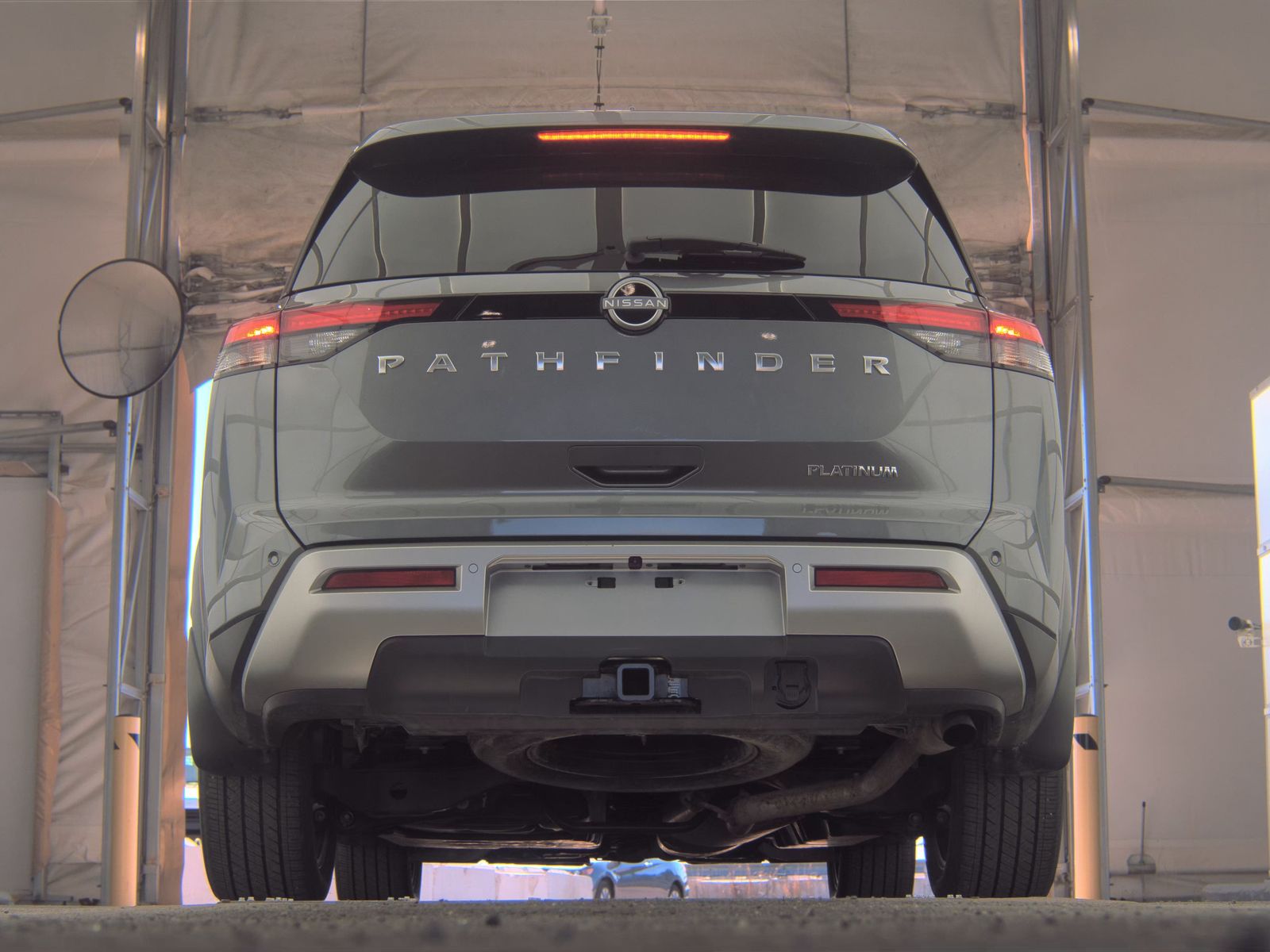 2025 Nissan Pathfinder Platinum FWD