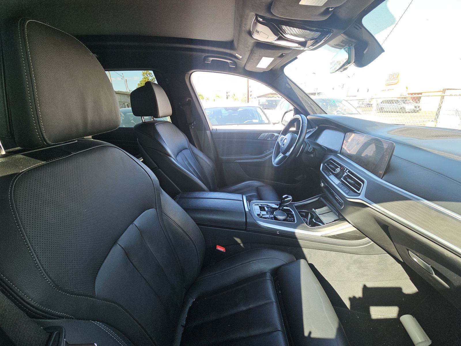 2022 BMW X7 xDrive40i AWD