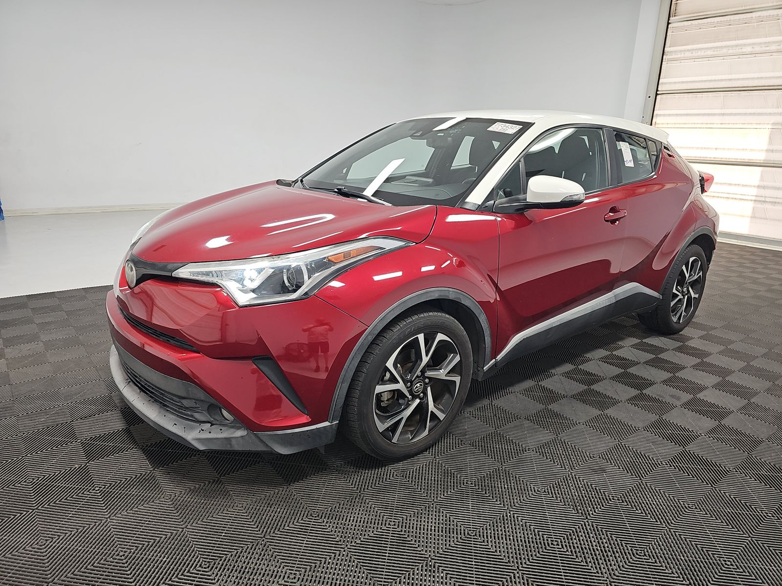 2018 Toyota C-HR XLE Premium FWD