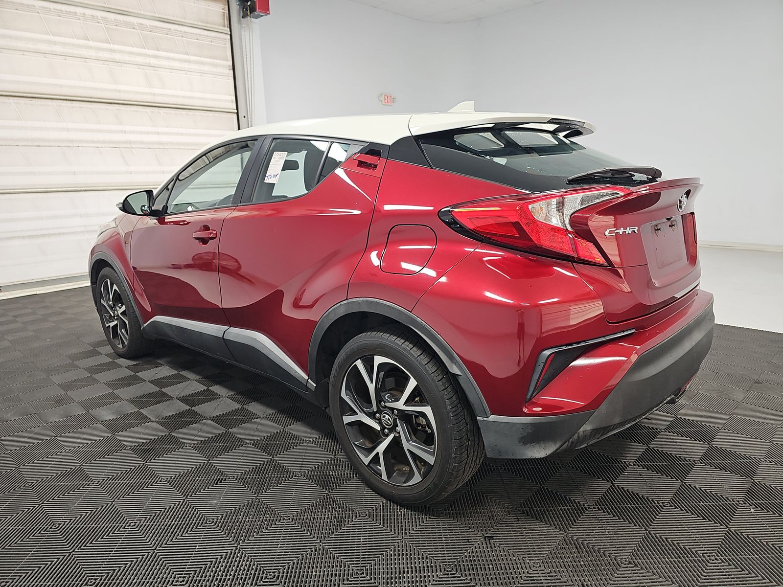 2018 Toyota C-HR XLE Premium FWD