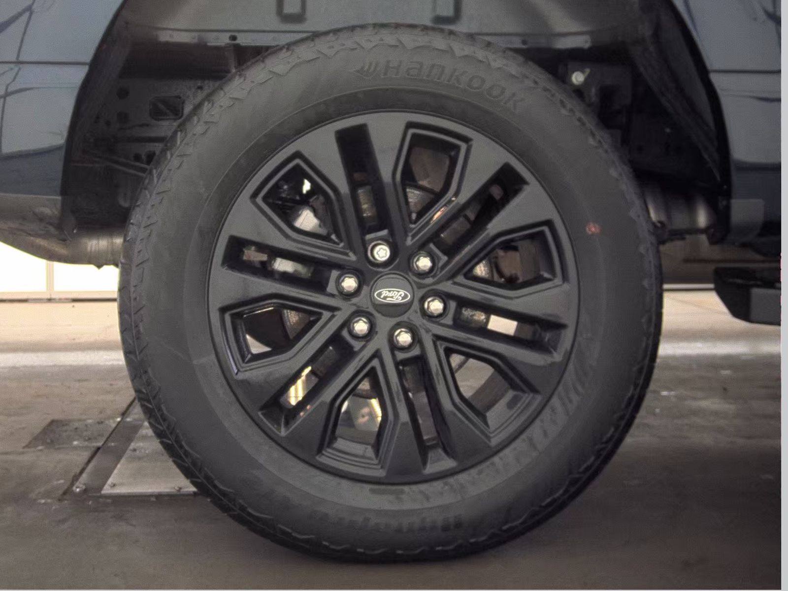 2024 Ford F-150 Hybrid Lariat AWD