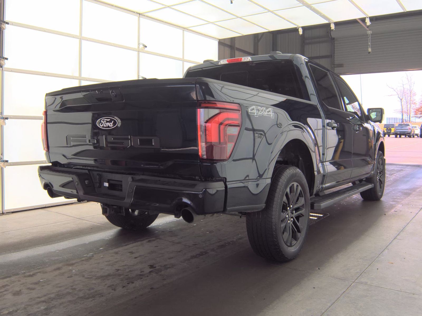 2024 Ford F-150 Hybrid Lariat AWD
