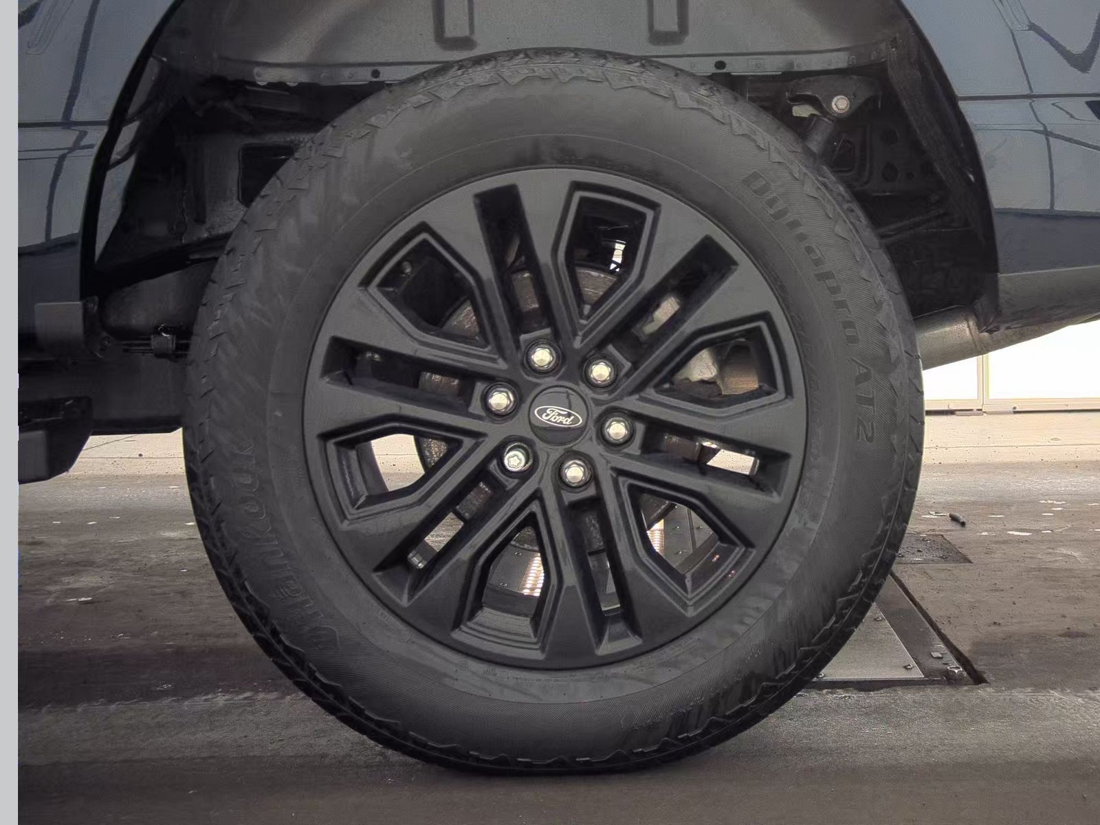 2024 Ford F-150 Hybrid Lariat AWD