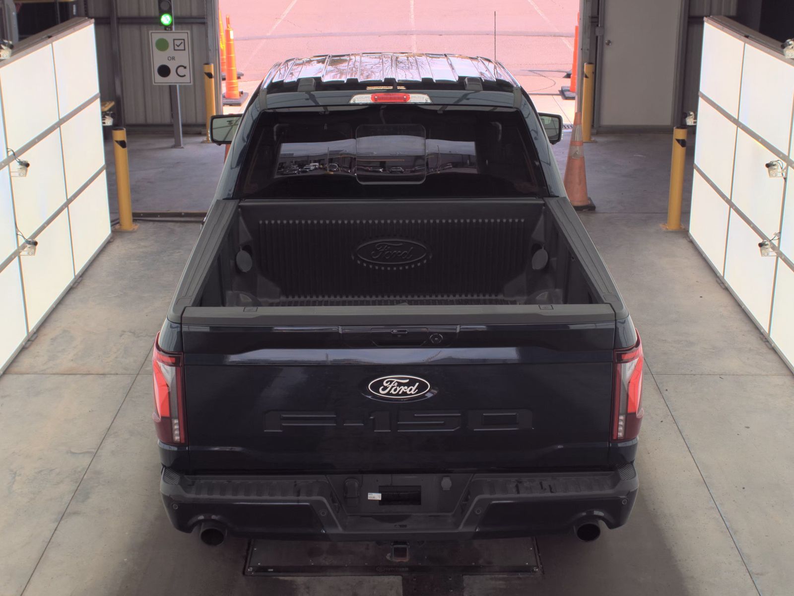 2024 Ford F-150 Hybrid Lariat AWD