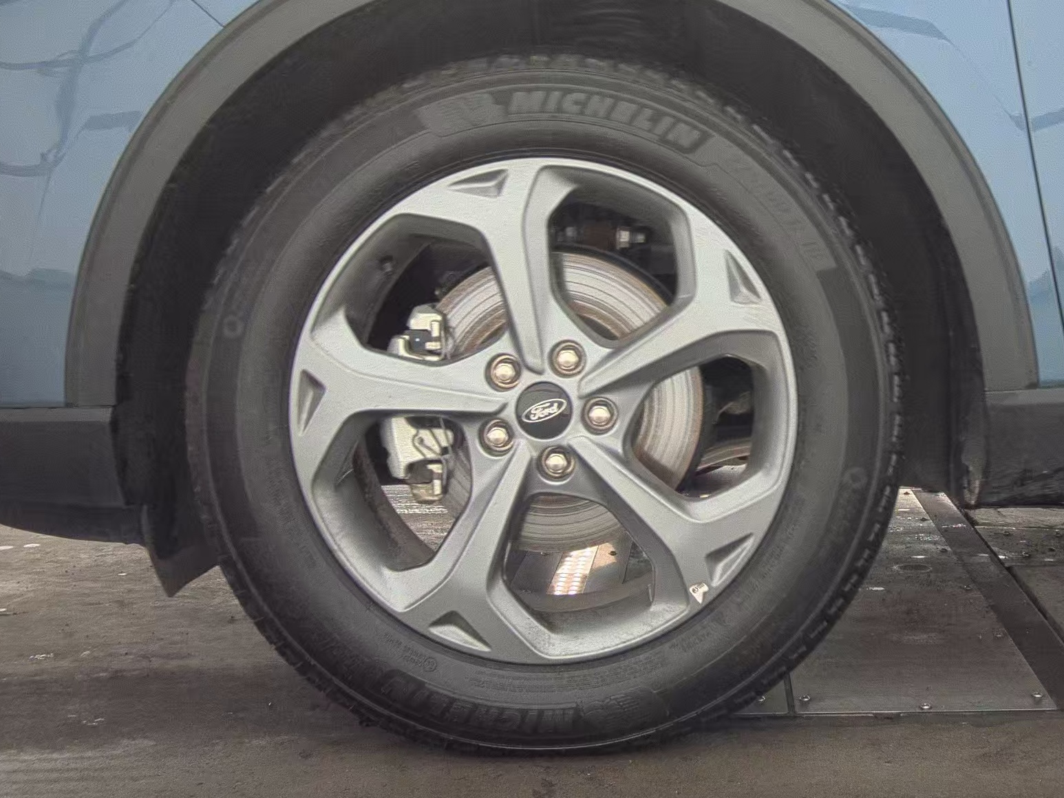 2025 Ford Escape ST-Line FWD