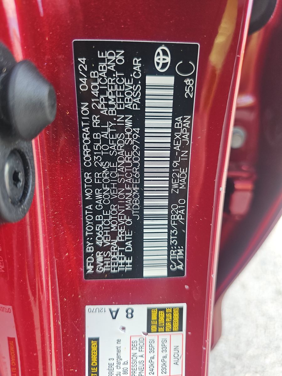 2024 Toyota Corolla Hybrid LE FWD