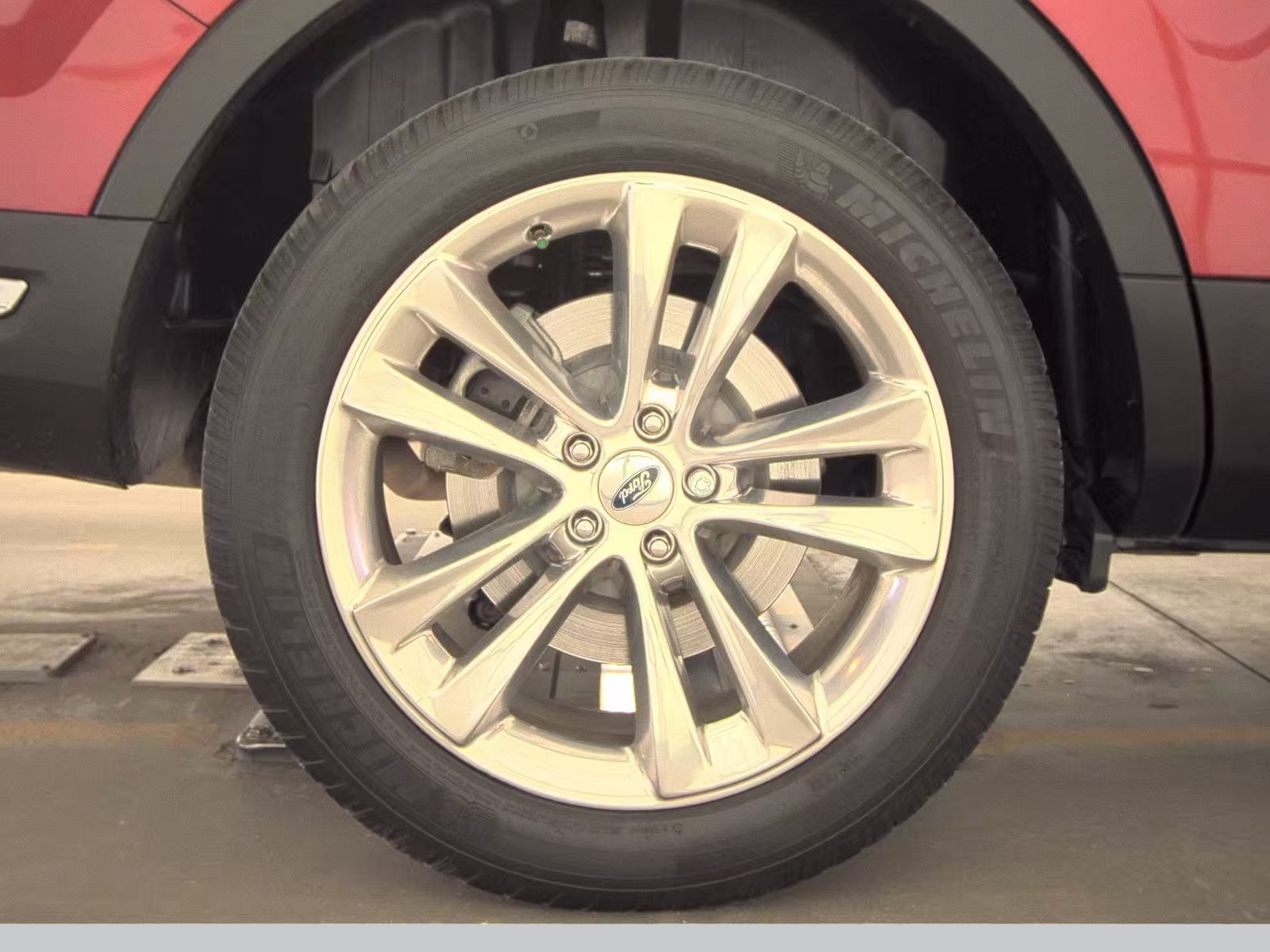 2019 Ford Explorer Limited FWD