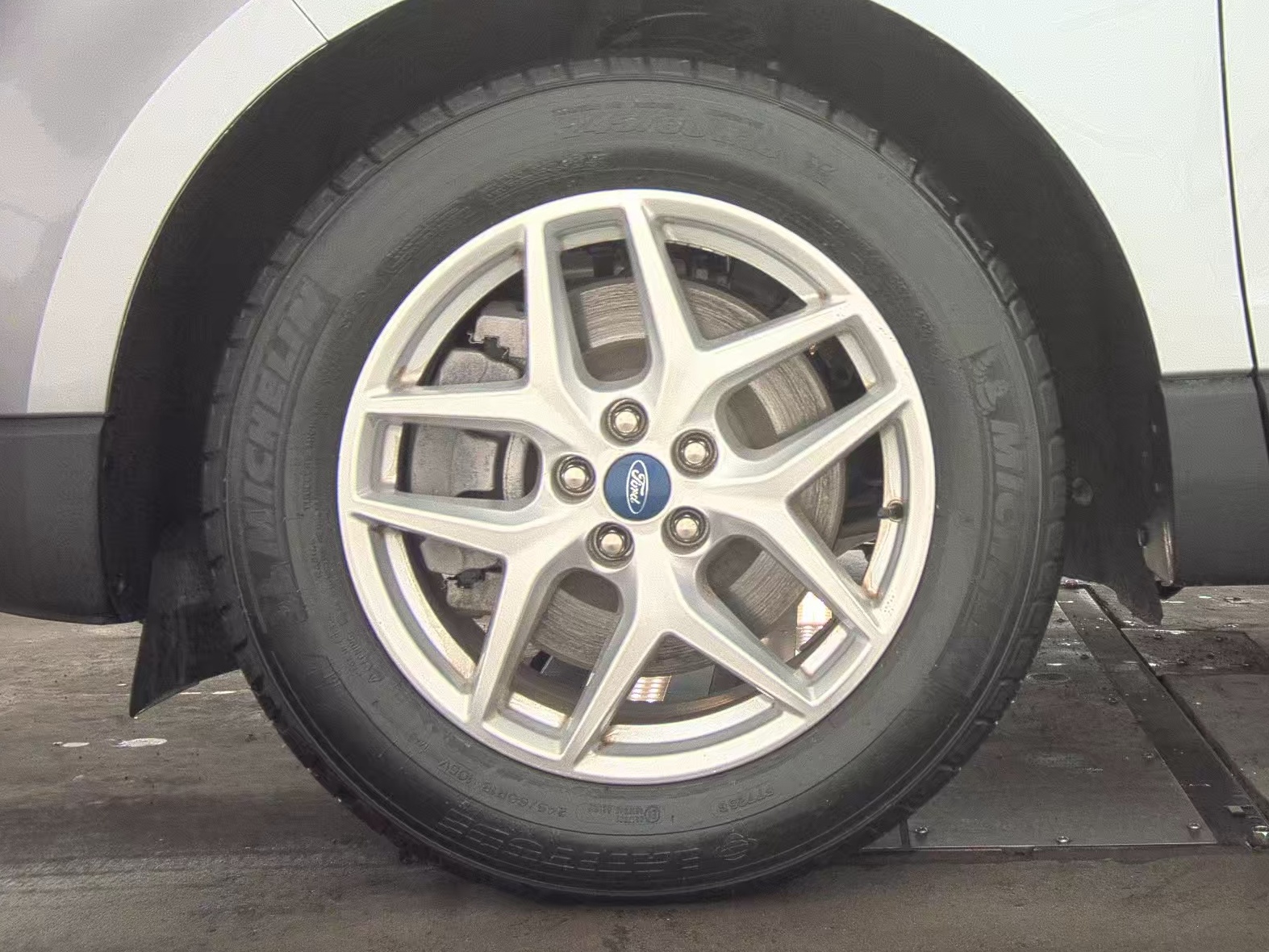 2022 Ford Edge SEL AWD