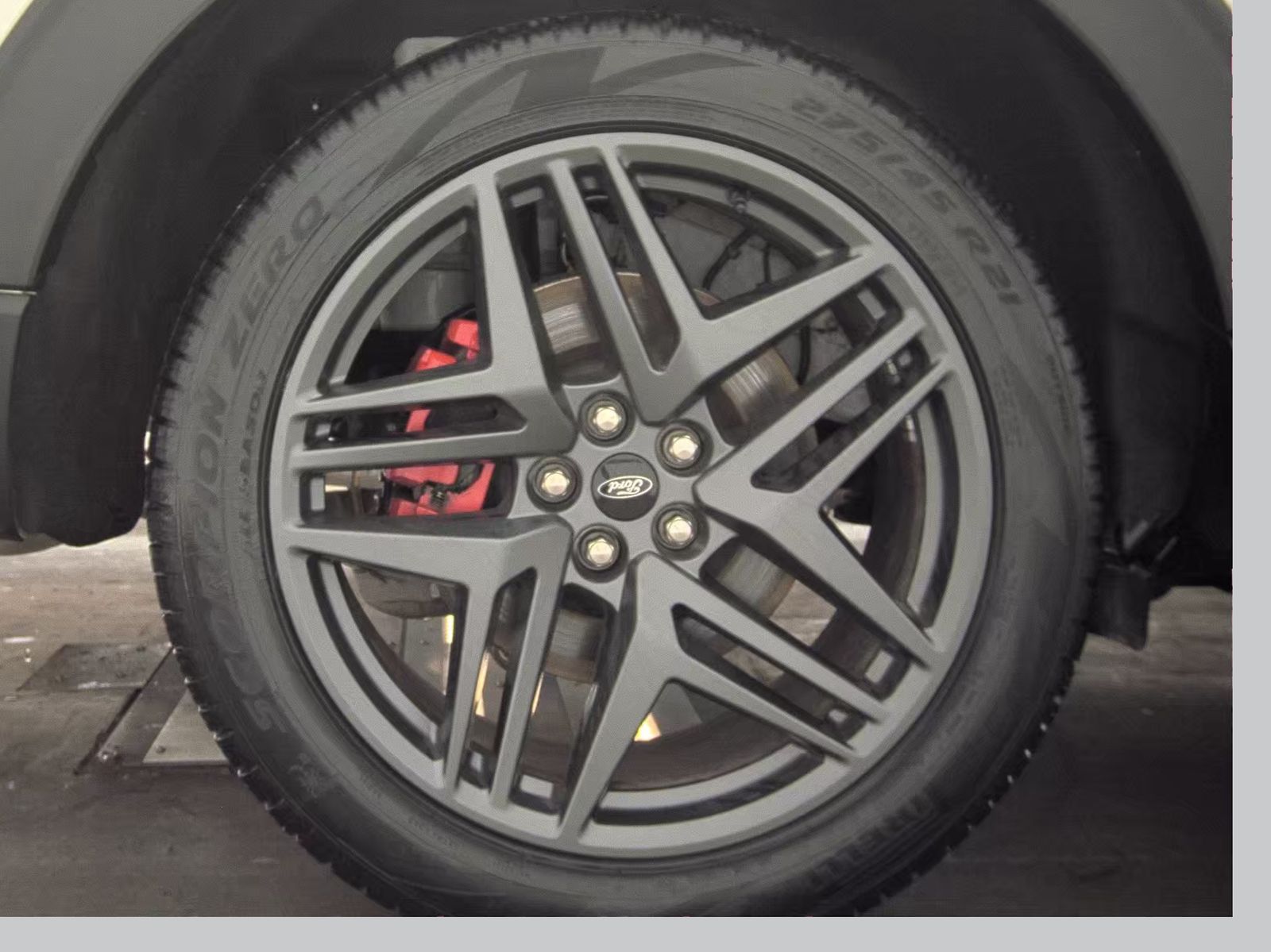 2025 Ford Explorer ST-Line AWD