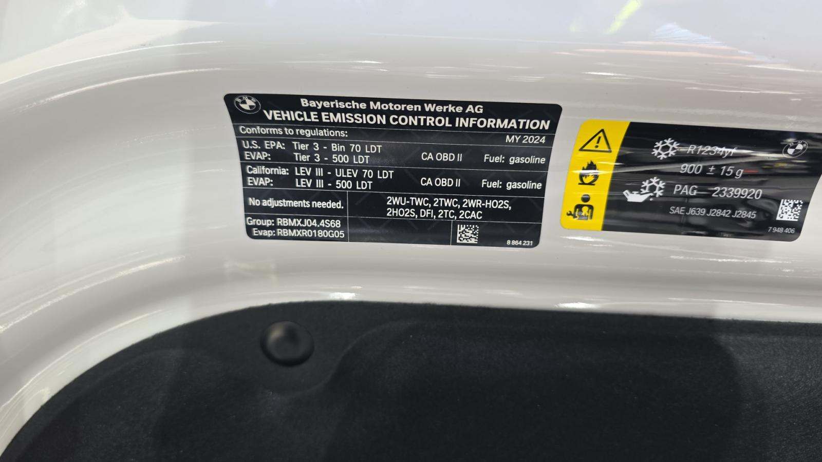 2024 BMW X7 M60i AWD