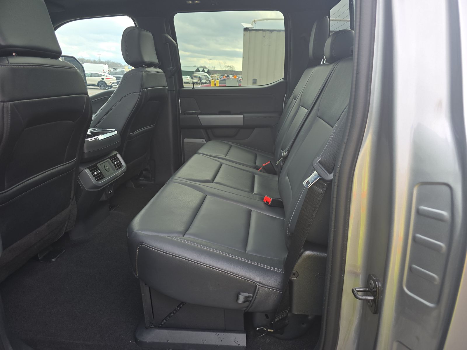 2025 Ford F-150 XLT AWD