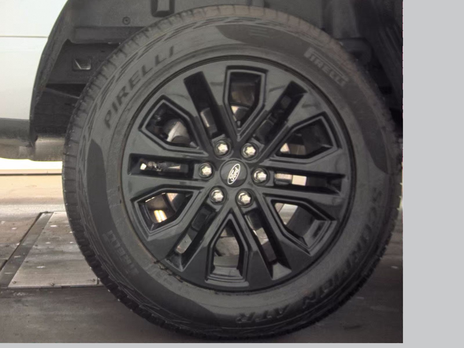 2025 Ford F-150 XLT AWD