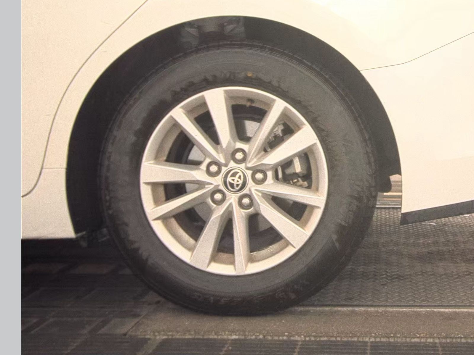 2025 Toyota Camry LE FWD