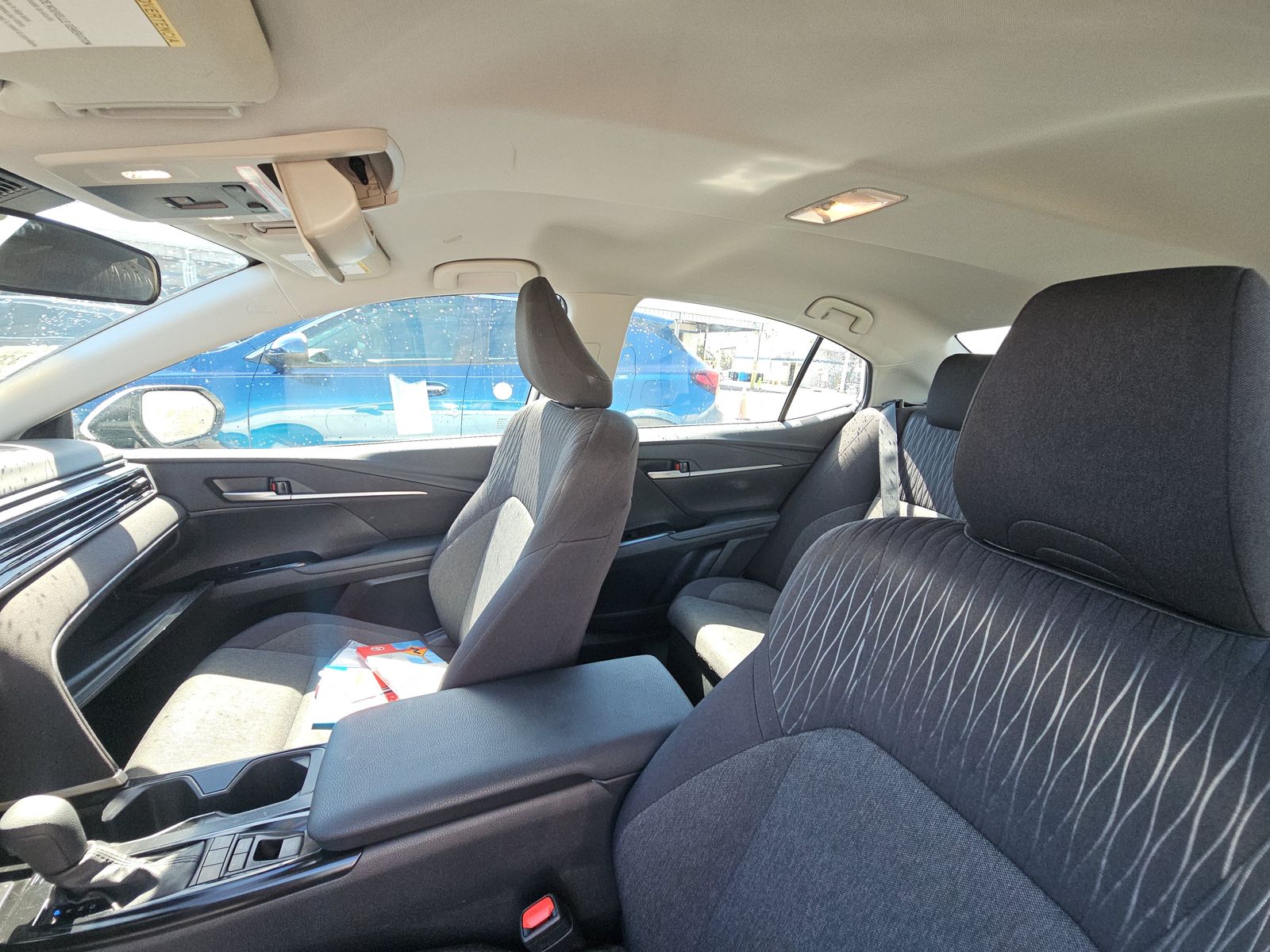 2025 Toyota Camry LE FWD