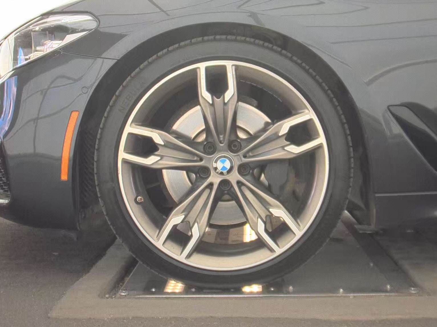 2017 BMW 5 Series 540i xDrive AWD