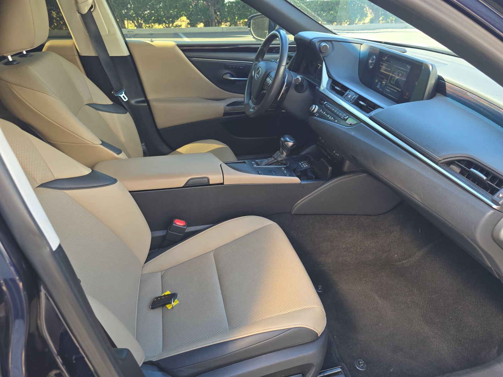 2021 Lexus ES ES 300h FWD