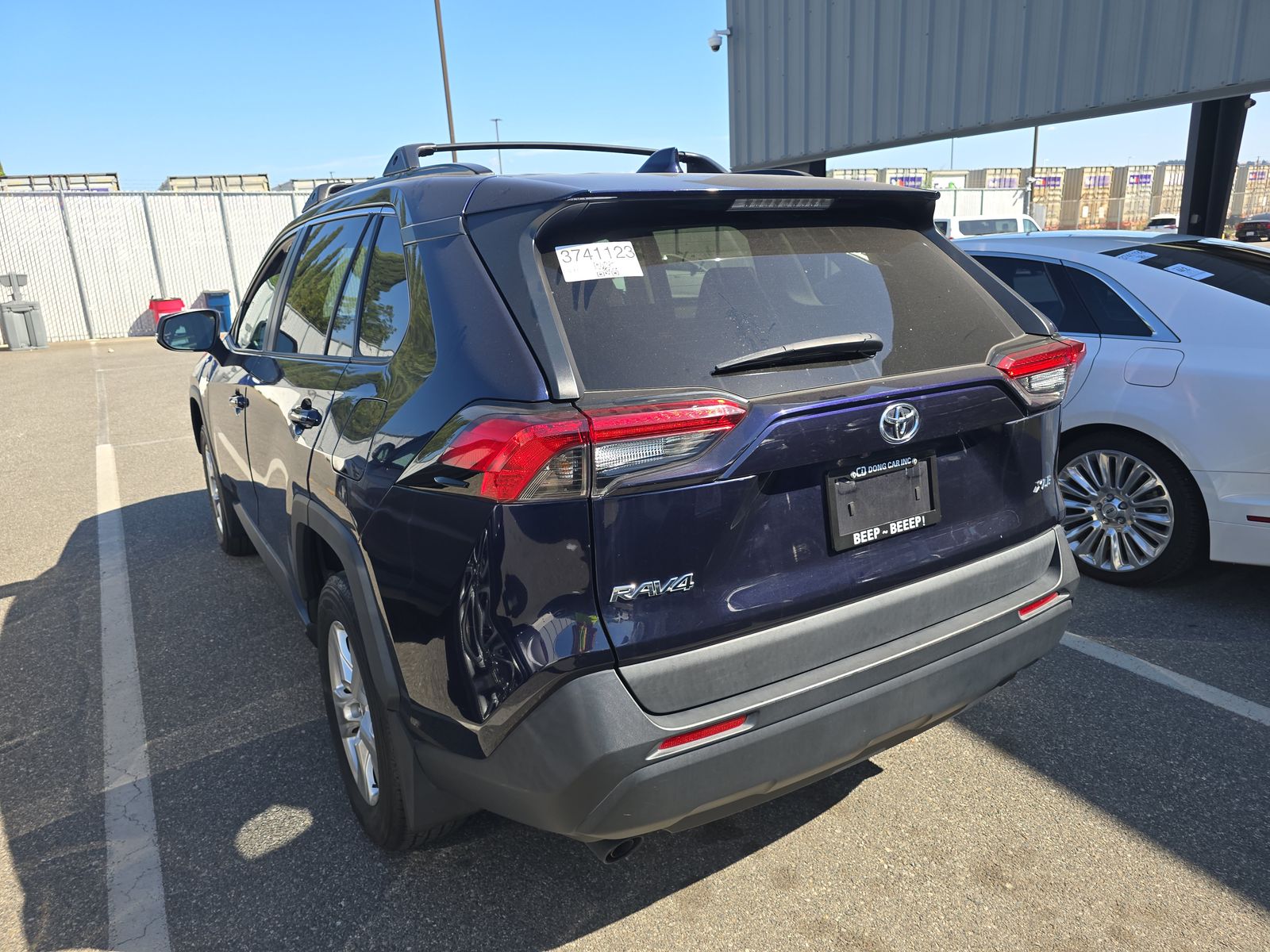 2021 Toyota RAV4 XLE FWD