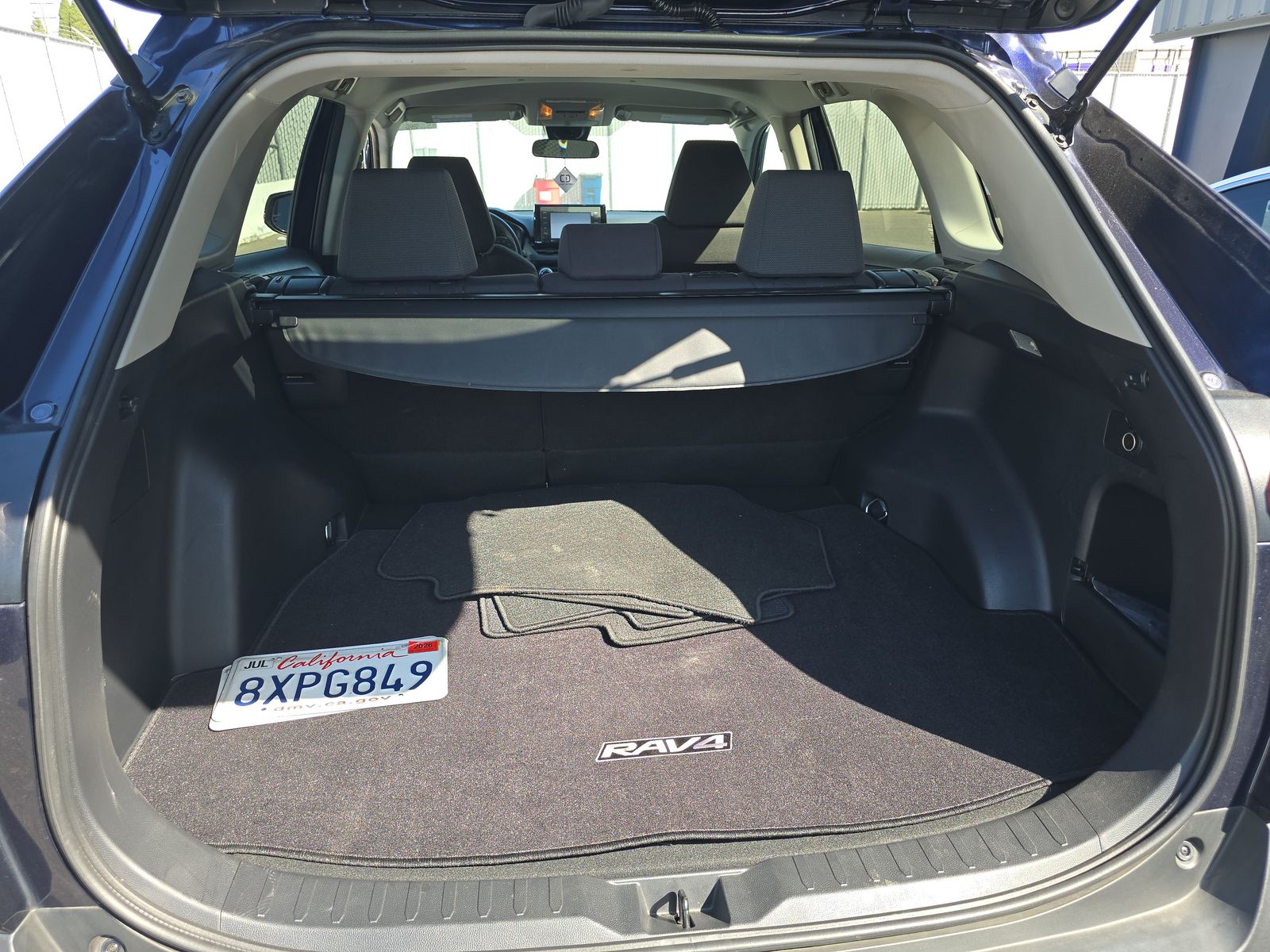 2021 Toyota RAV4 XLE FWD