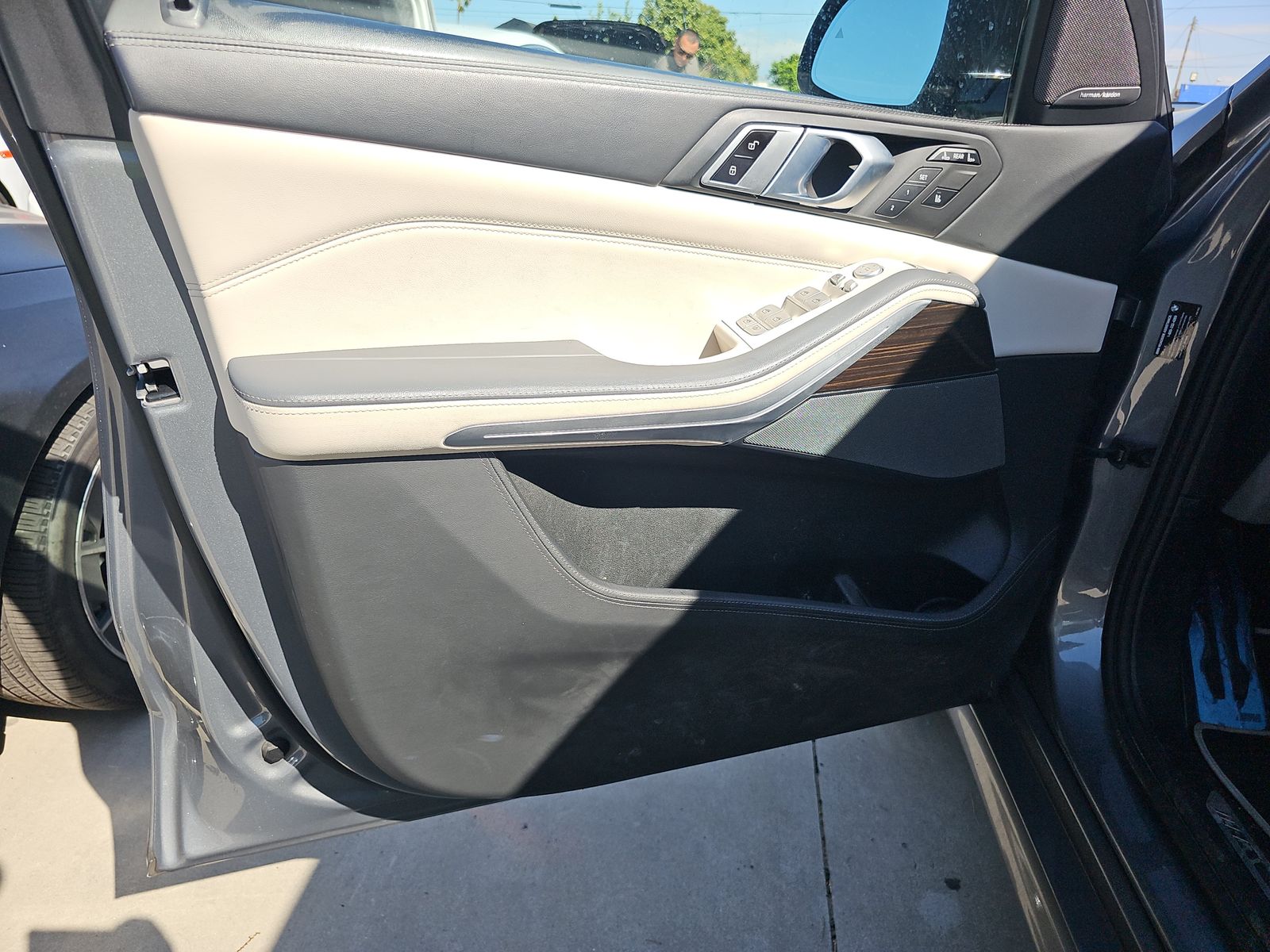 2024 BMW X7 xDrive40i AWD