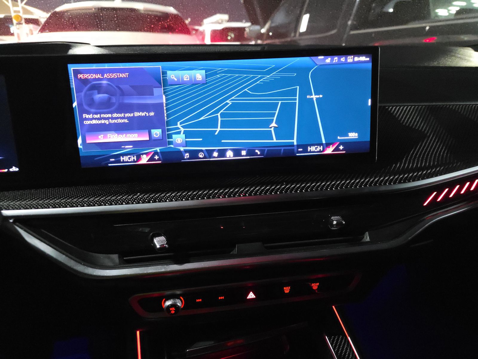 2026 BMW X7 M60i AWD