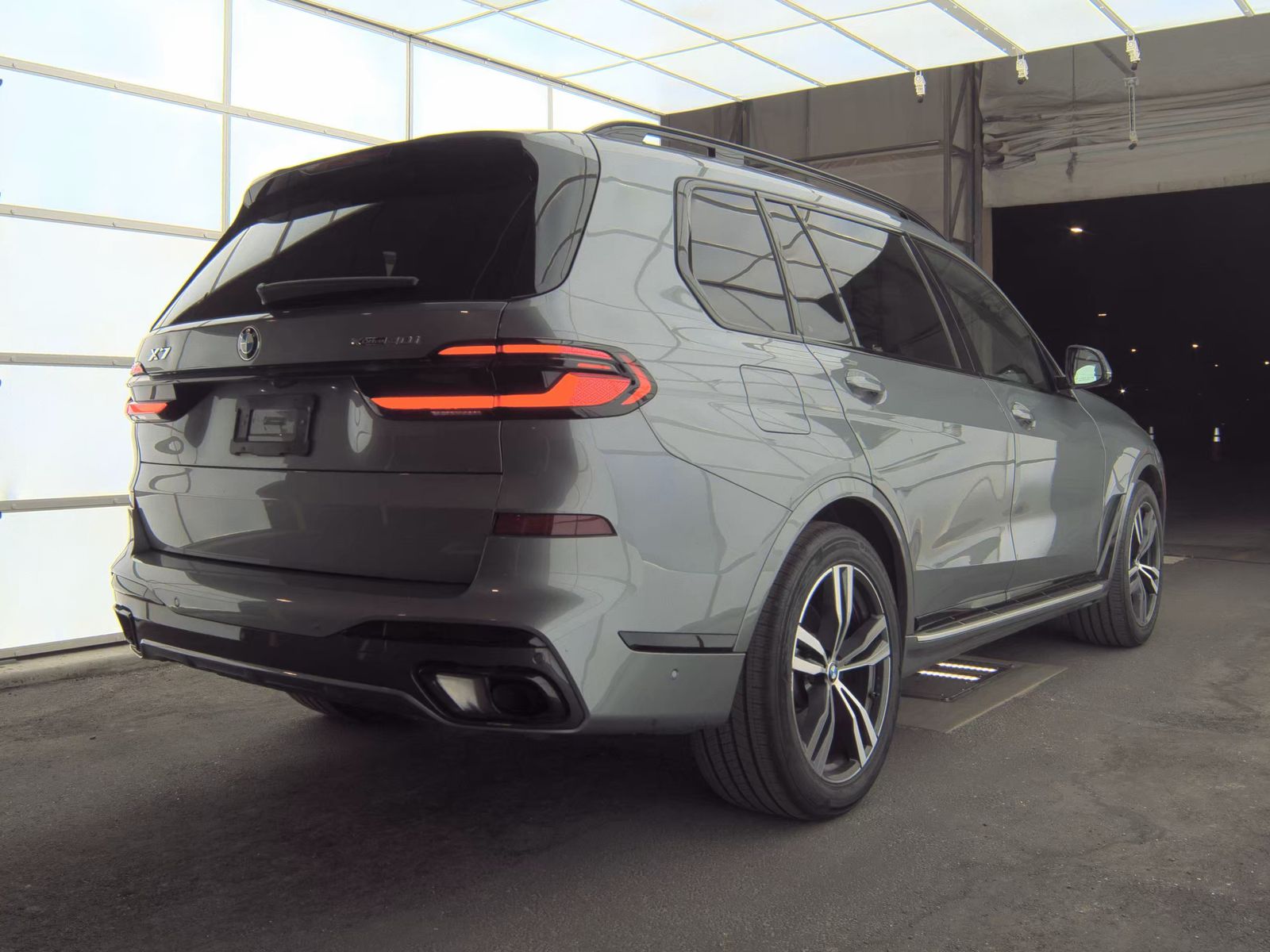 2025 BMW X7 xDrive40i AWD