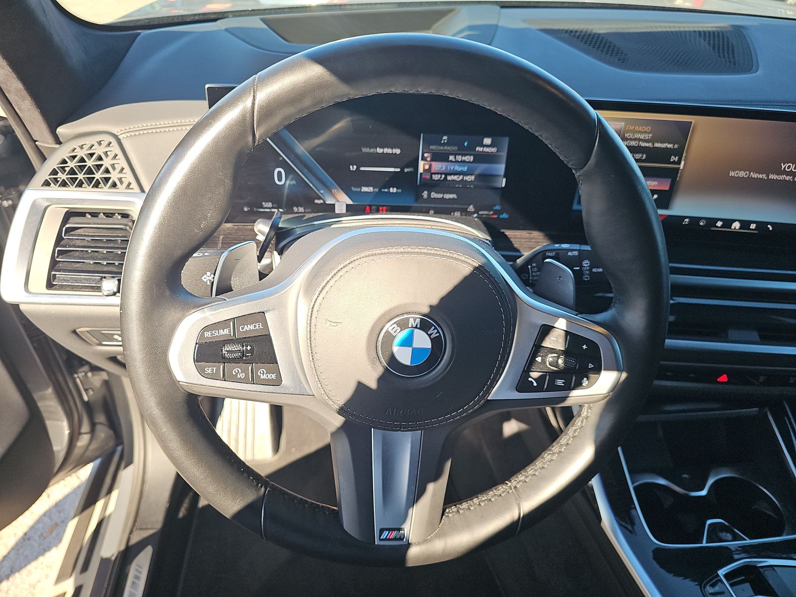 2025 BMW X7 xDrive40i AWD