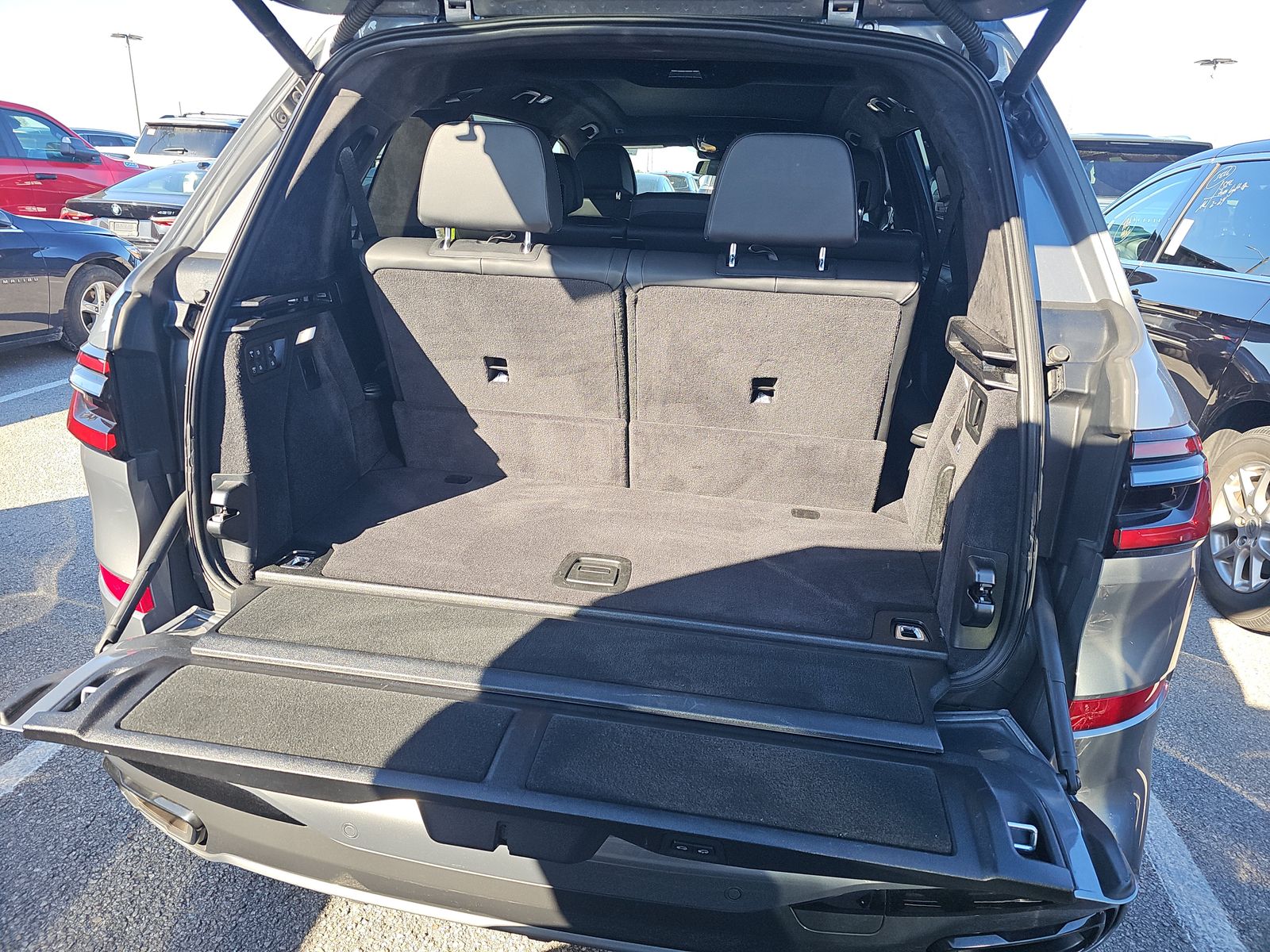 2025 BMW X7 xDrive40i AWD